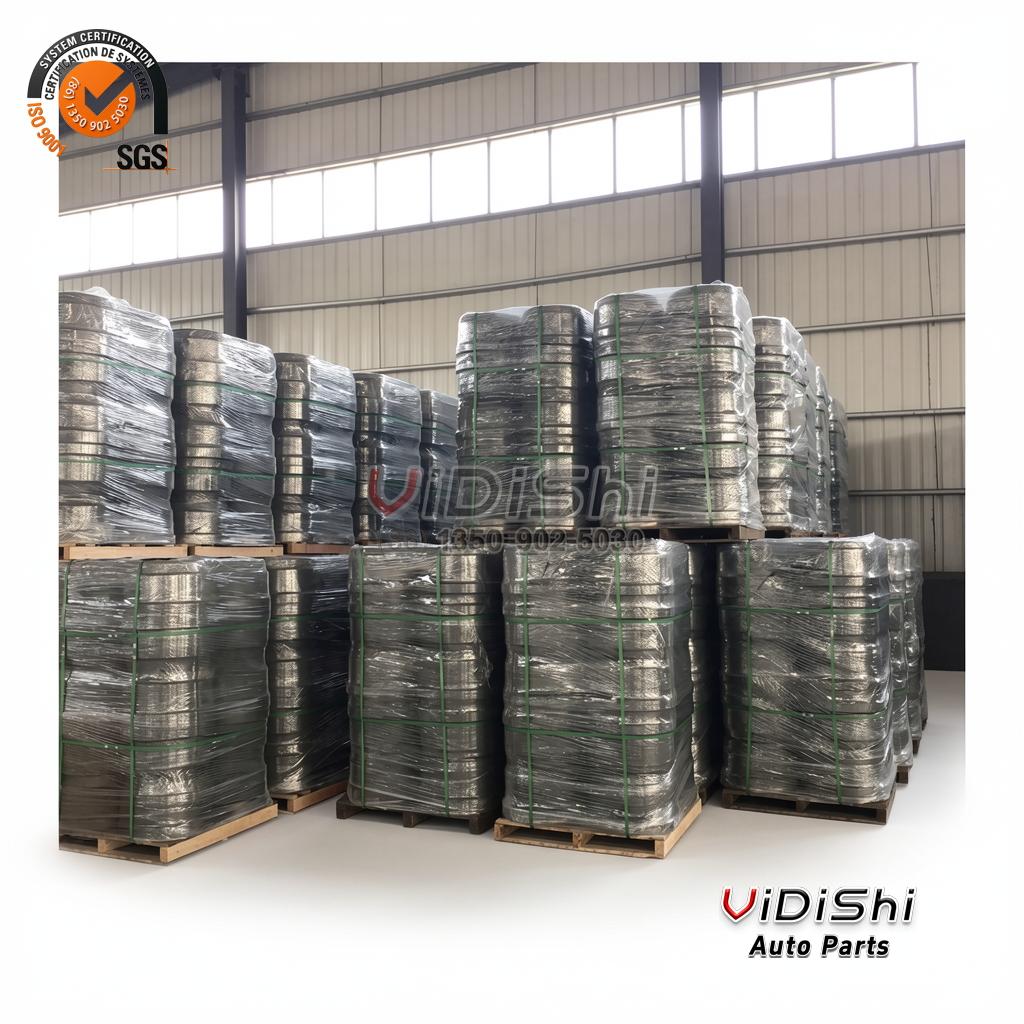 WG9112440001 Brake Drum Replacement for Sinotruk HOWO A7 4 Shrink wrapped and strapped pallet loads of brake drums standing in the warehouse