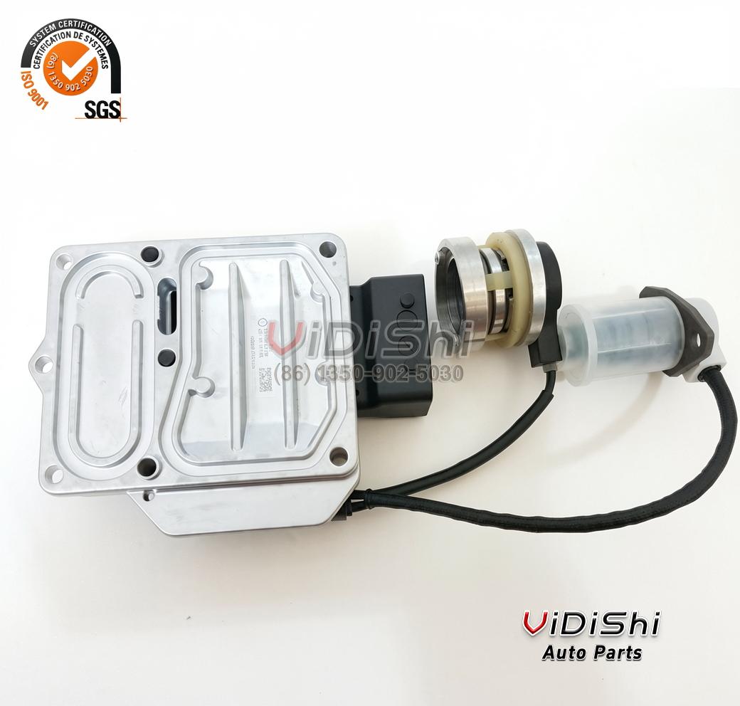 A 0281010888 control unit joined by its harness to two cable-mounted sensors, one with a clear cap