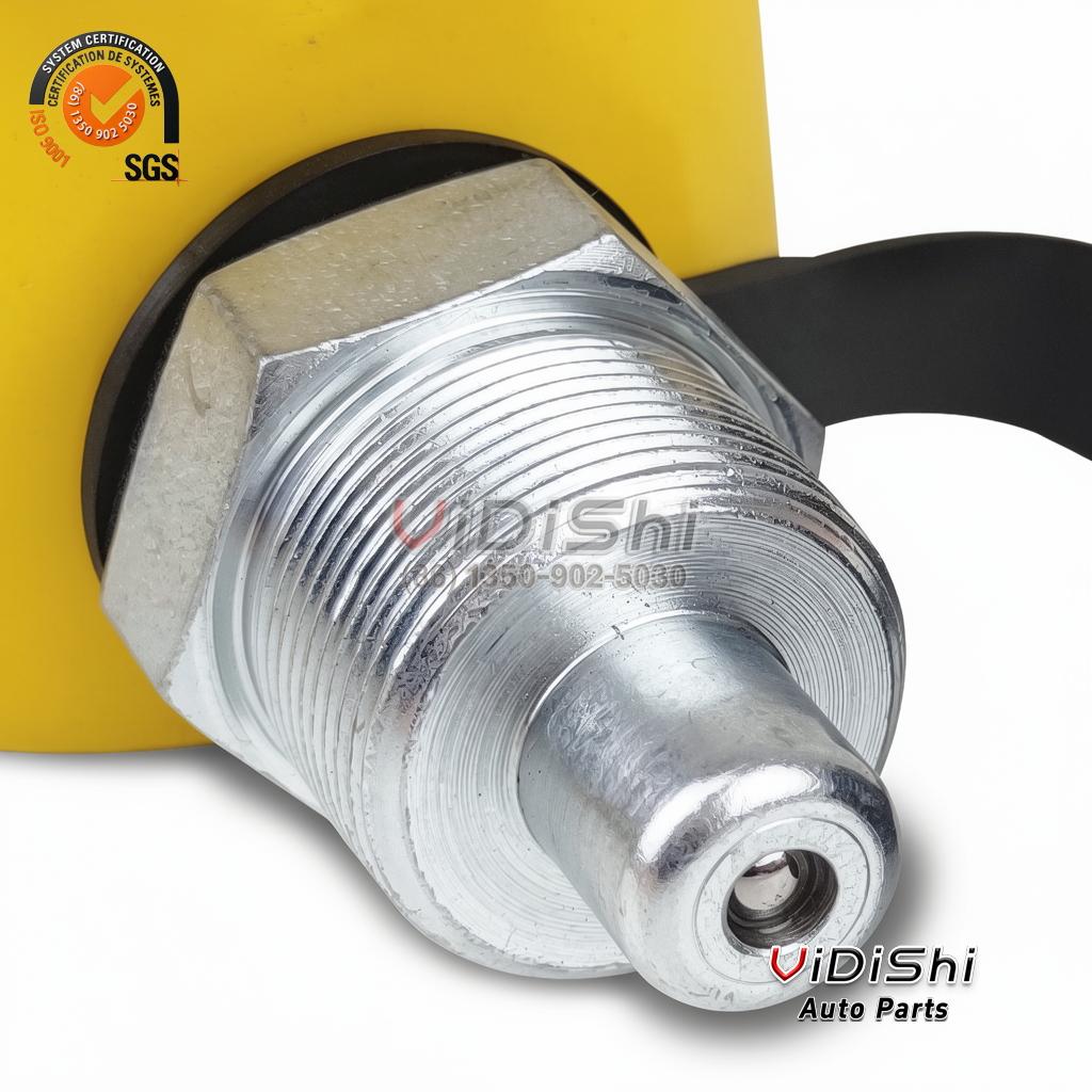 RCH-30100 Single Acting 30 Ton Hydraulic Hollow Plunger Cylinder 100mm 6 RCH-30100 cylinder port close up
