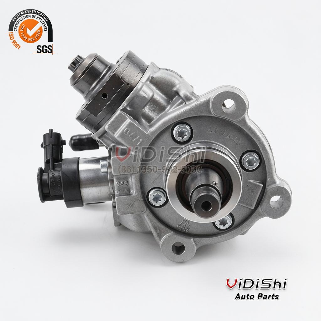 0445020539 CP4 High Pressure Common Rail Fuel Pump for Mercedes Diesel 3 0445020539 pump viewed end-on at the mounting flange, four hex bolts around a central spigot, black connector at the side