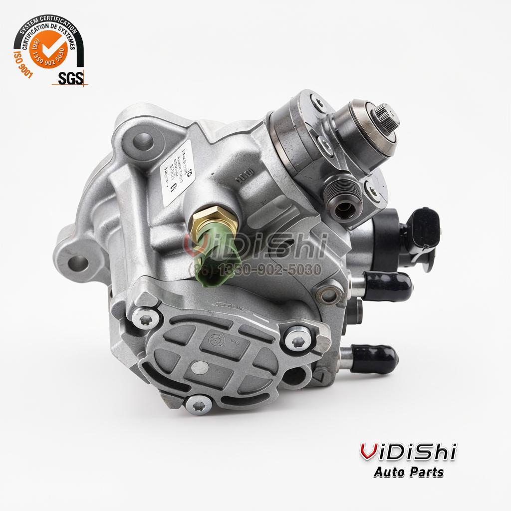 0445020539 CP4 High Pressure Common Rail Fuel Pump for Mercedes Diesel 4 0445020539 pump from the cover side, ribbed black cover plate with three bolts, three capped line stubs, green connector