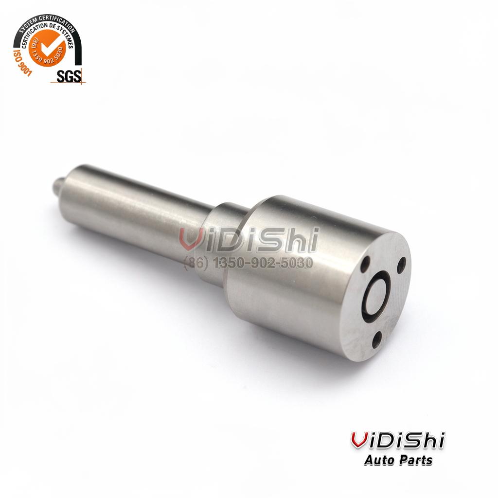 0433172422 Injector Nozzle for Weichai WP7 Common Rail 6 Injector nozzle photographed with the flange face toward the lens, plain shank