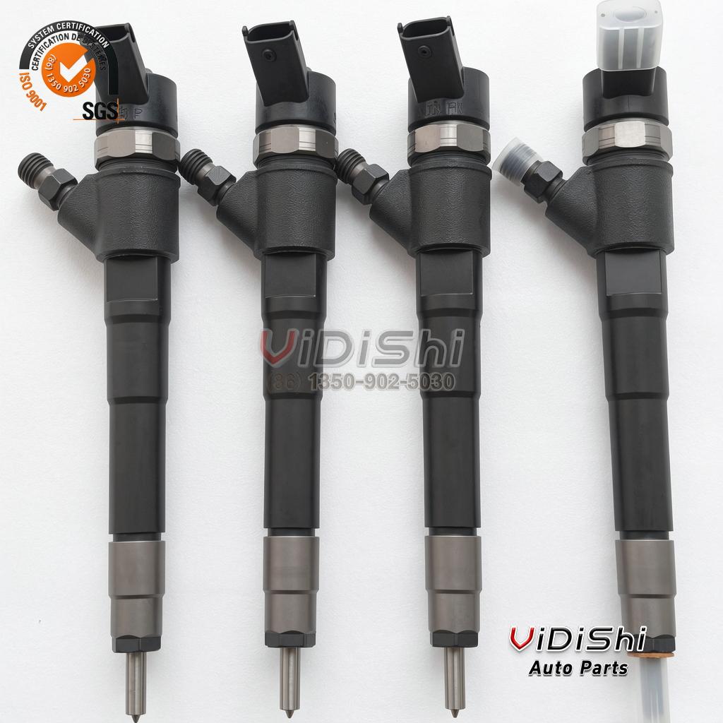 0445110248 Common Rail Injector for Fiat Ducato Iveco Daily 3.0 5 Four 0445110248 common rail injectors standing together