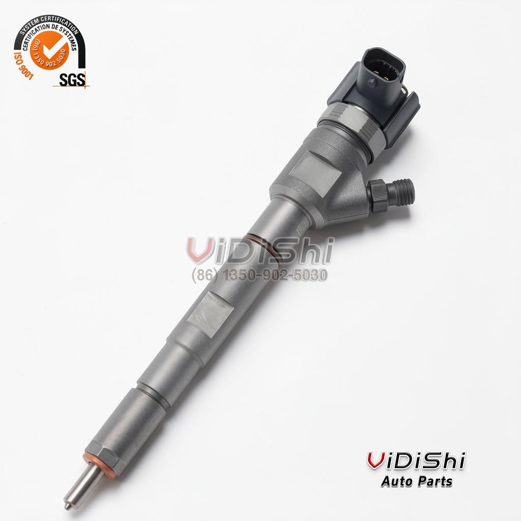0445110274 Common Rail Injector for Hyundai i800 Kia Sorento 2.5 CRDi 3 0445110274 common rail injector diagonal detail view