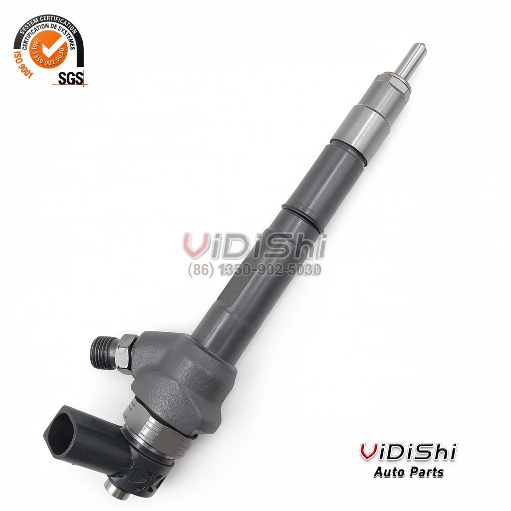 0445110307 common rail injector, diagonal view of the complete unit