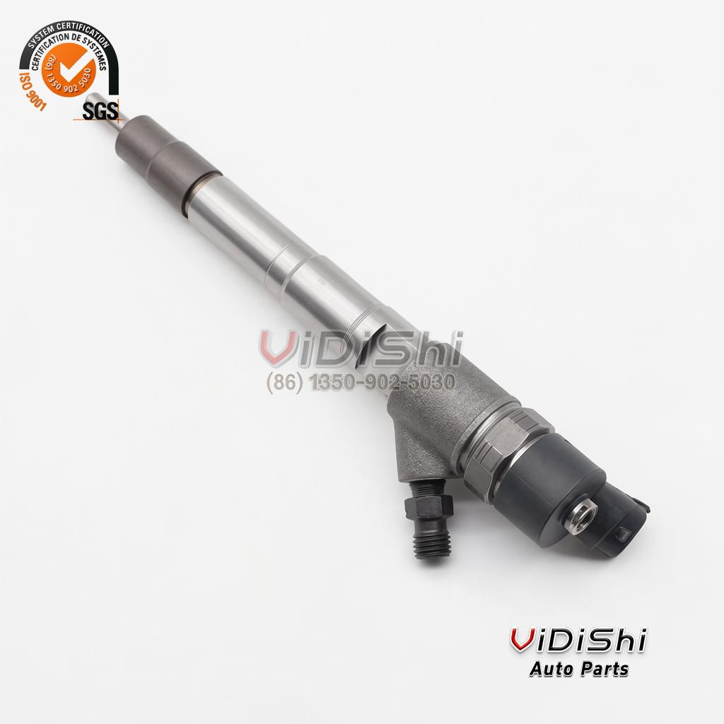 All Products 7 0445110435 common rail injector (Bosch 0 445 110 435 reference) — full-length side profile