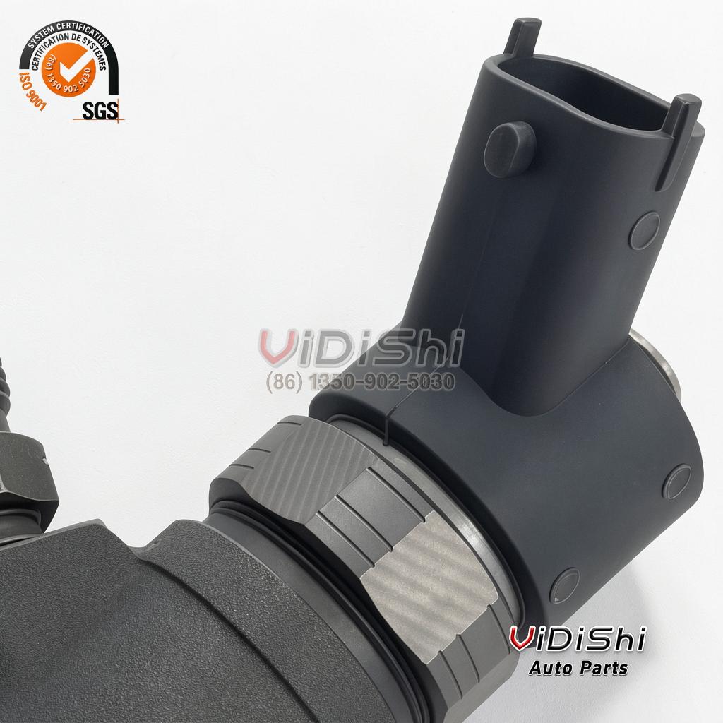 0445110463 Common Rail Injector for Yanmar TNV88 4 0445110463 injector solenoid head and two pin connector