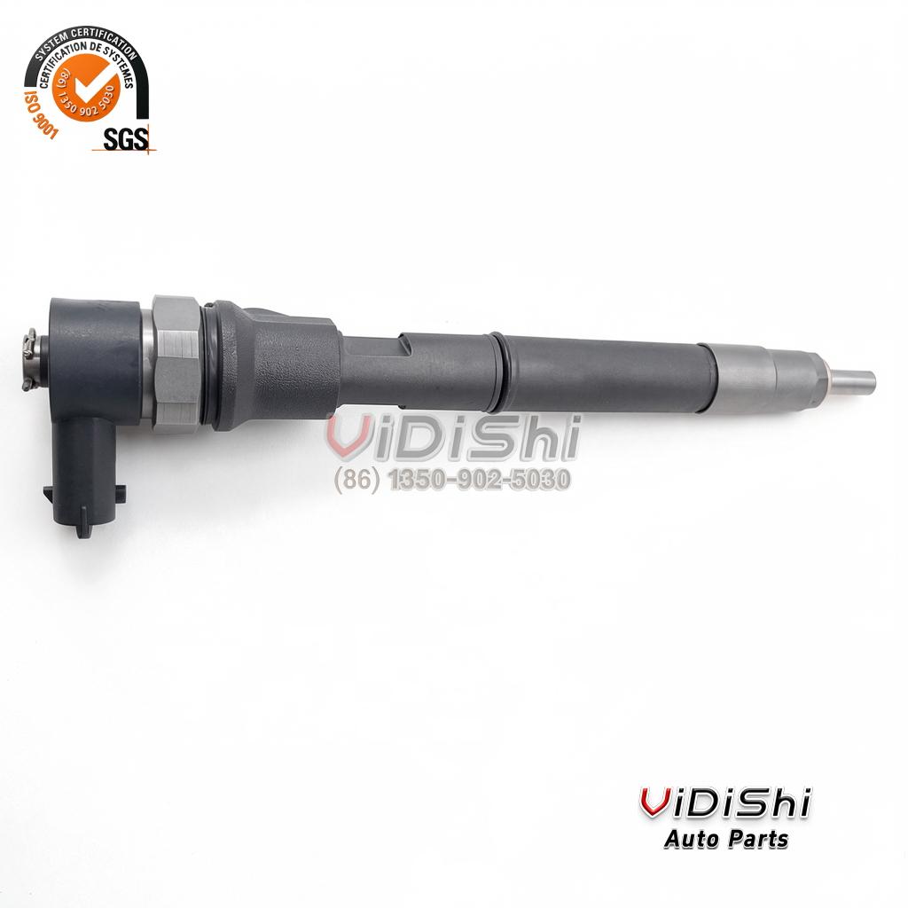 0445110502 Injector Replacement for UAZ Hunter 2.0 CD Engine 3 A 0445110502 injector laid horizontally on its side, showing the full body profile