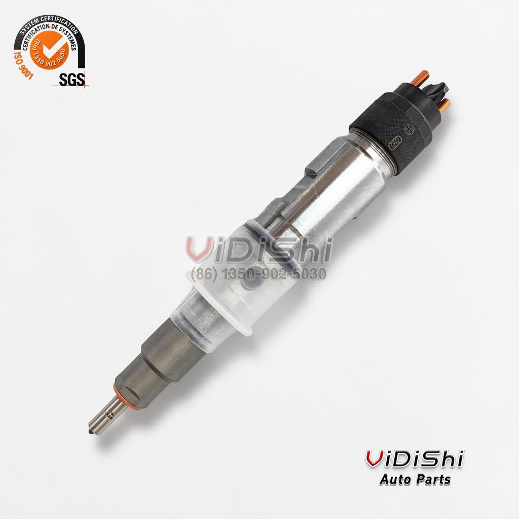 0445120370 CRIN3 Injector for Dongfeng DDi75 Replacement 4 0445120370 injector nozzle end with orange O-ring and protective cap, close up