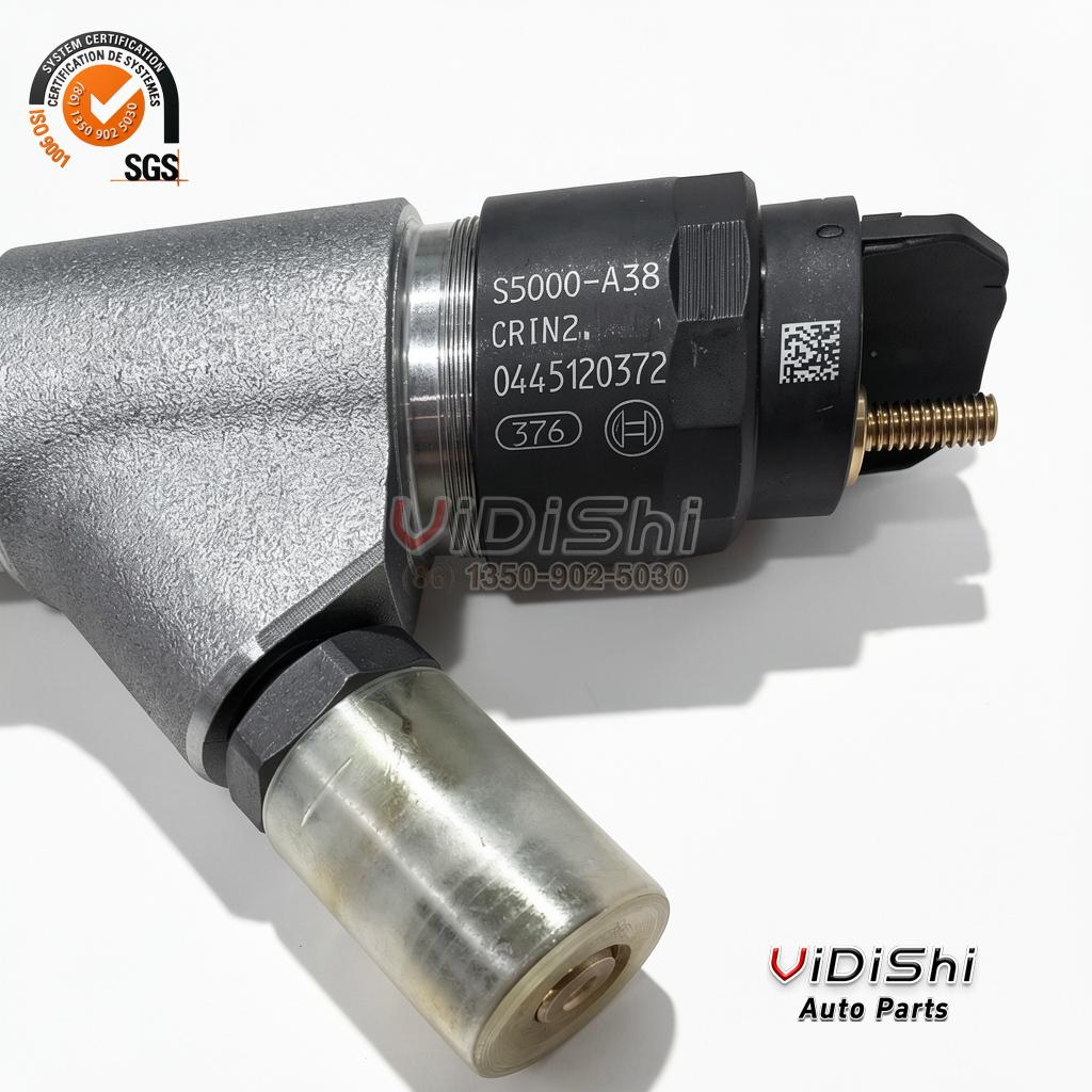 0445120372 Common Rail Injector CRIN2 for Yuchai YC4S 2 Close view of a 0445120372 injector etched S5000-A38, CRIN2 and 0445120372