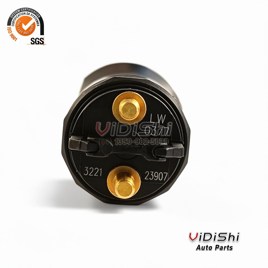 0445120377 CRIN Injector for Bosch, Cummins 5307809 4 0445120377 injector connector end with two gold plated threaded terminals