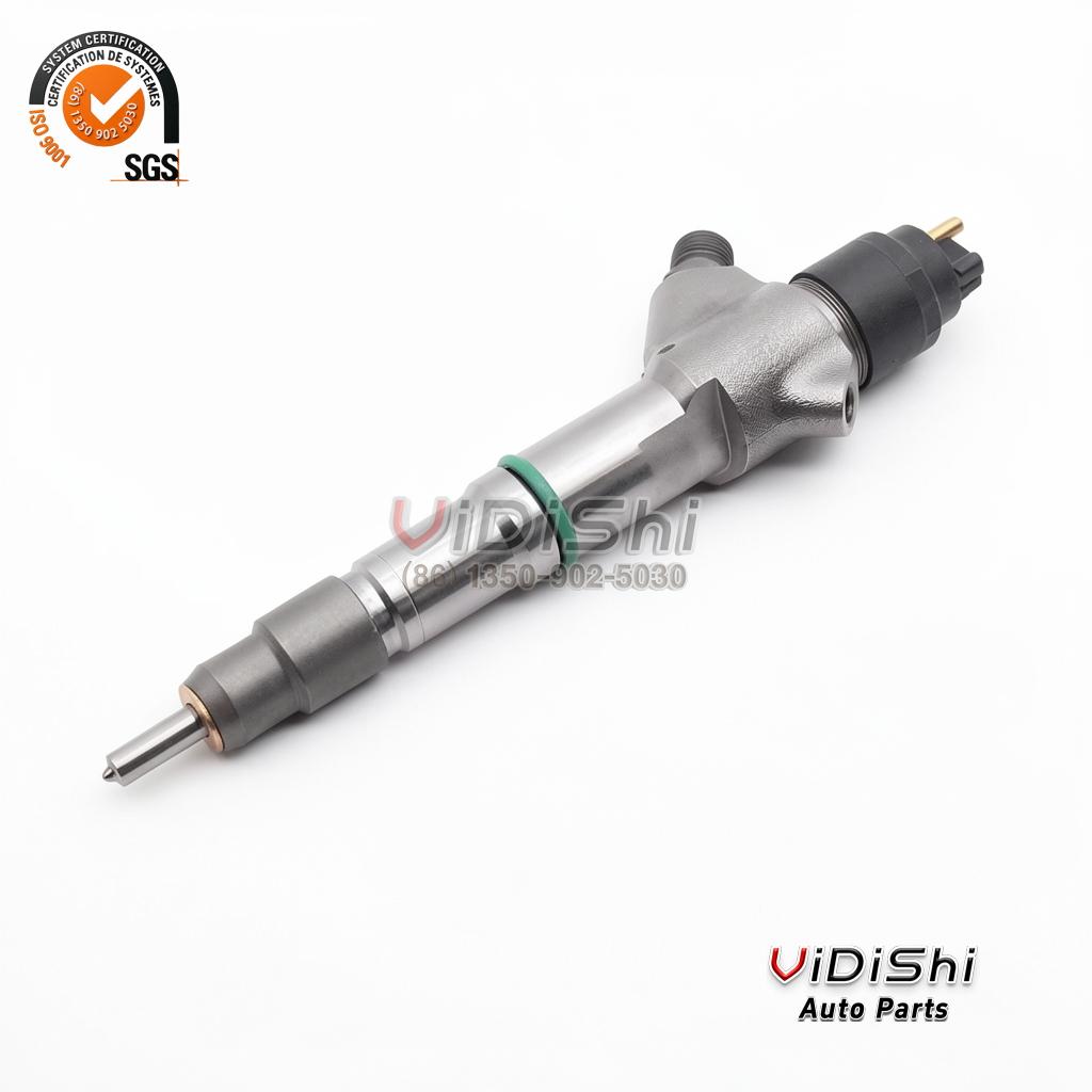 0445120380 CRIN2 Injector for Yuchai J2000 Replacement 3 0445120380 injector lying flat in full side profile tip to connector