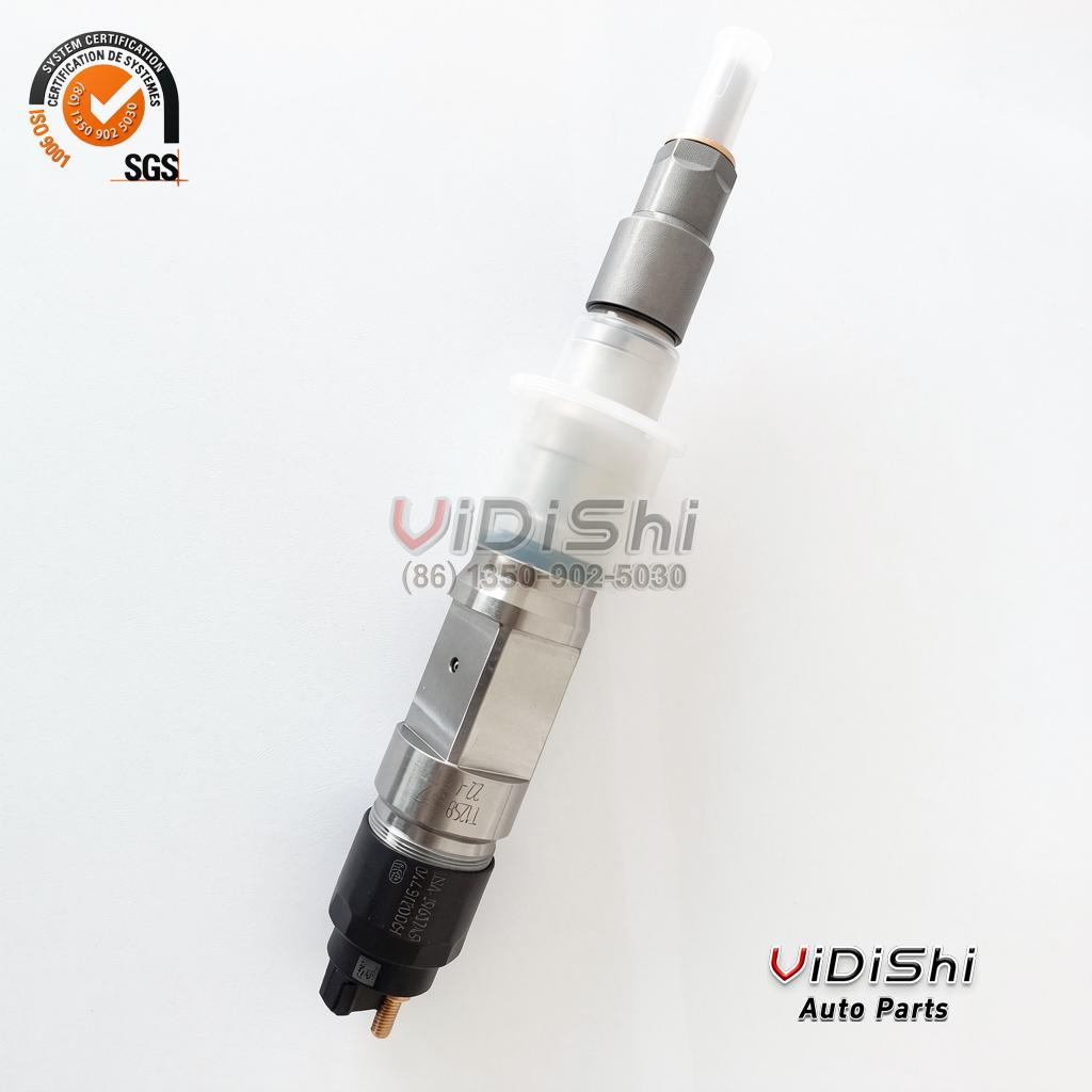 0445120391 CRIN2 Injector Replacement for Bosch, Weichai 612630090055 11 0445120391 common rail injector (Bosch CRIN2-16 reference) — nozzle end fitted with a white protective cap