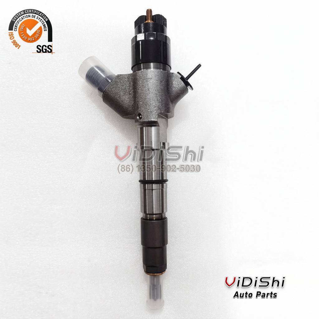 0445120398 common rail injector (Bosch 0 445 120 398 reference) — complete unit, upright view