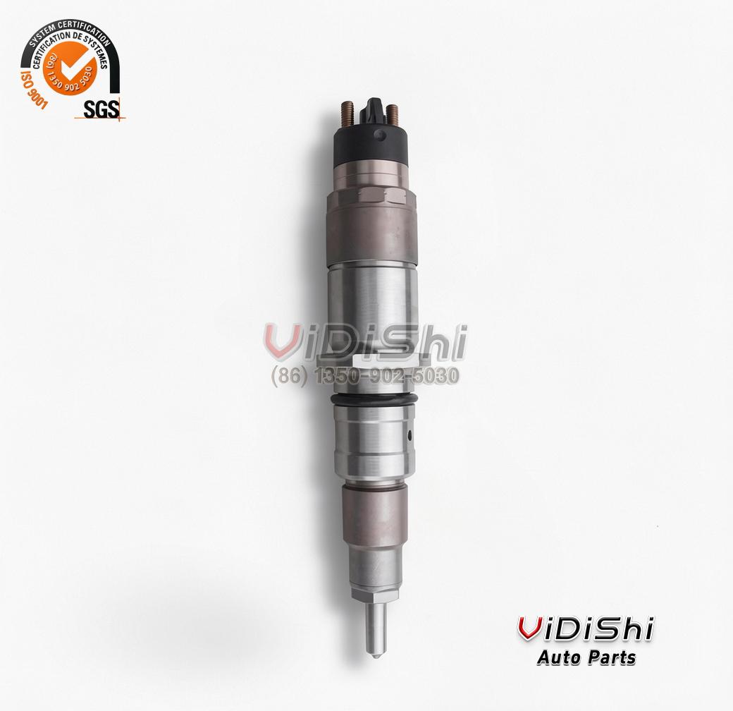 0445120465 common rail injector (Bosch 0 445 120 465 reference) — complete unit, upright view