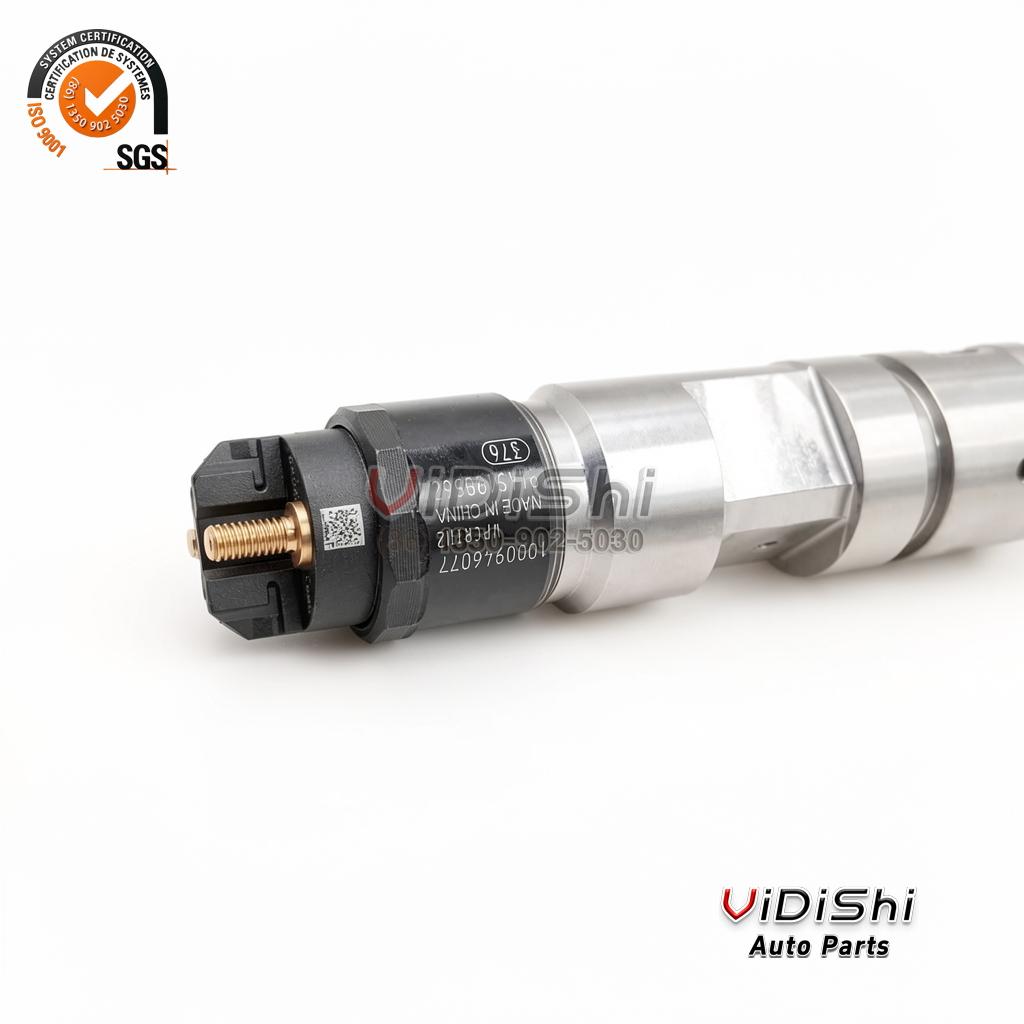 0445120562 CRIN2 Injector for Weichai WP12 Replacement 5 0445120562 injector solenoid end close up with its moulded identification markings