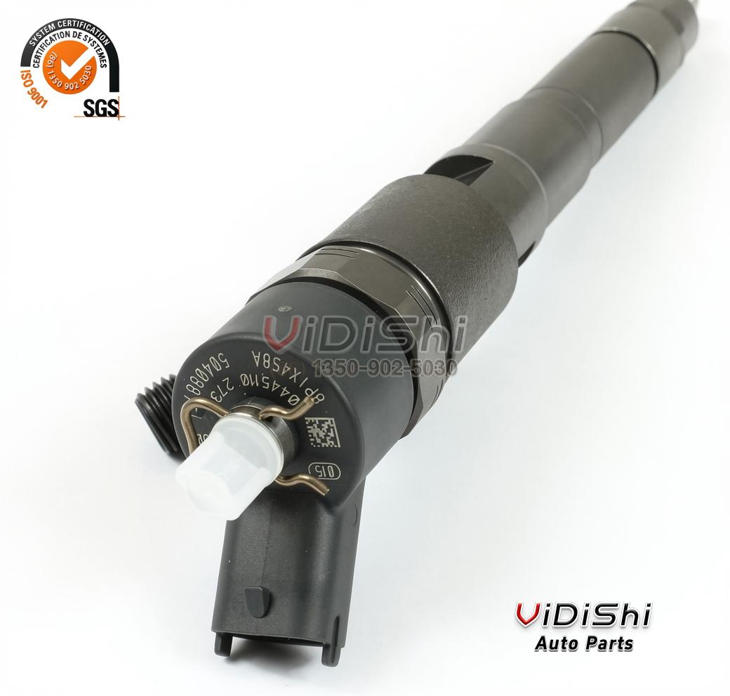 0986435165 Common Rail Injector Replacement for Fiat Iveco 504386427 5 0986435165 injector solenoid head with etched marking, close-up