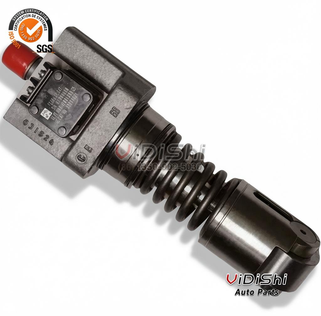 332X1021 Unit Pump for GE GEVO 12 Locomotive 5 A 332X1021 unit pump laid diagonally, the black data plate and its square code on the cast head, red cap upper left