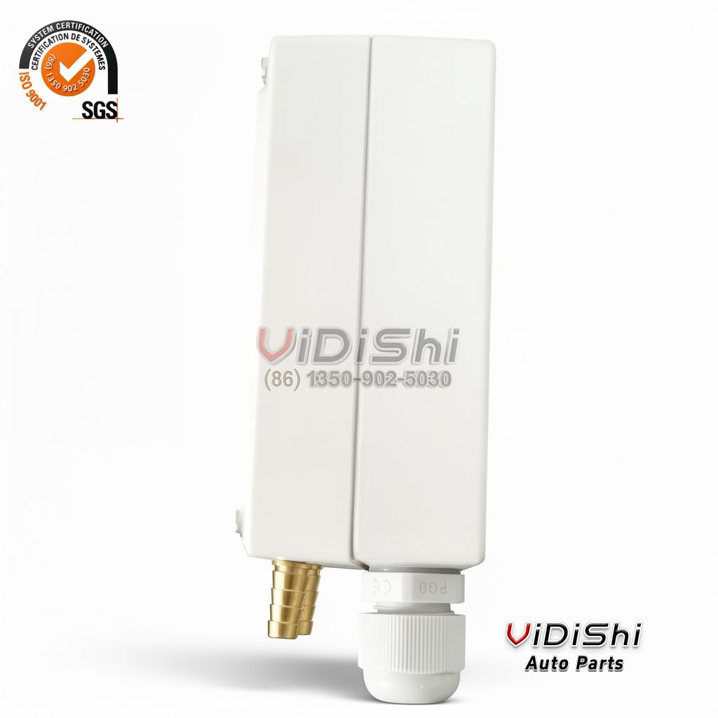 Digital Industrial Differential Pressure Transmitter 4-20ma Pressure Transmitter front view
