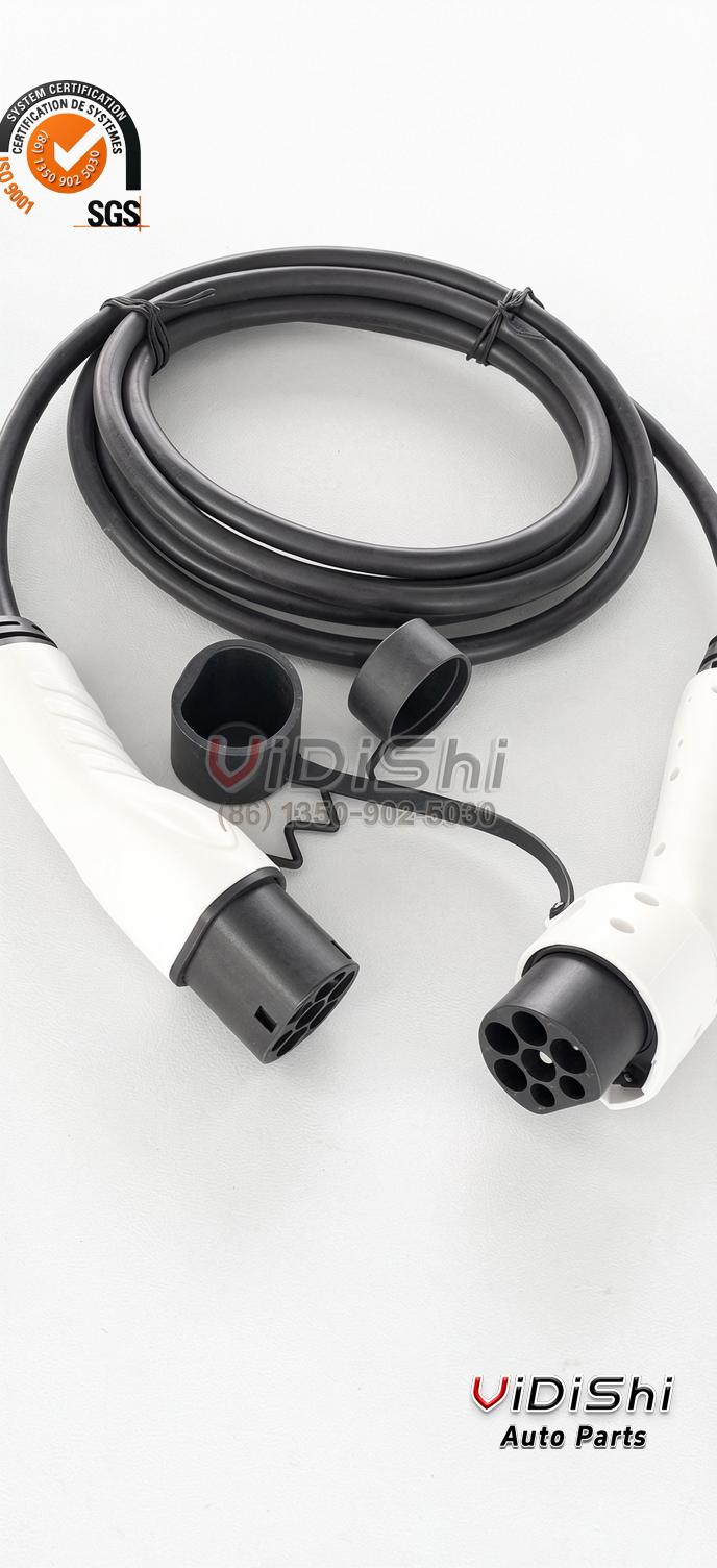 Type 2 to Type 2 EV Cable EVSE 16A 3 Phase 11KW T2-T2 IEC 62196 EV Charging Extension Cable Factory on Sale front view